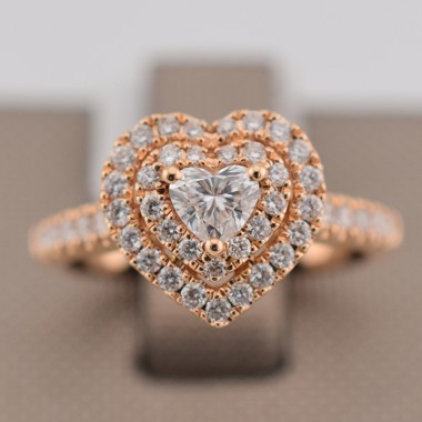 Anello cuore in oro rosa